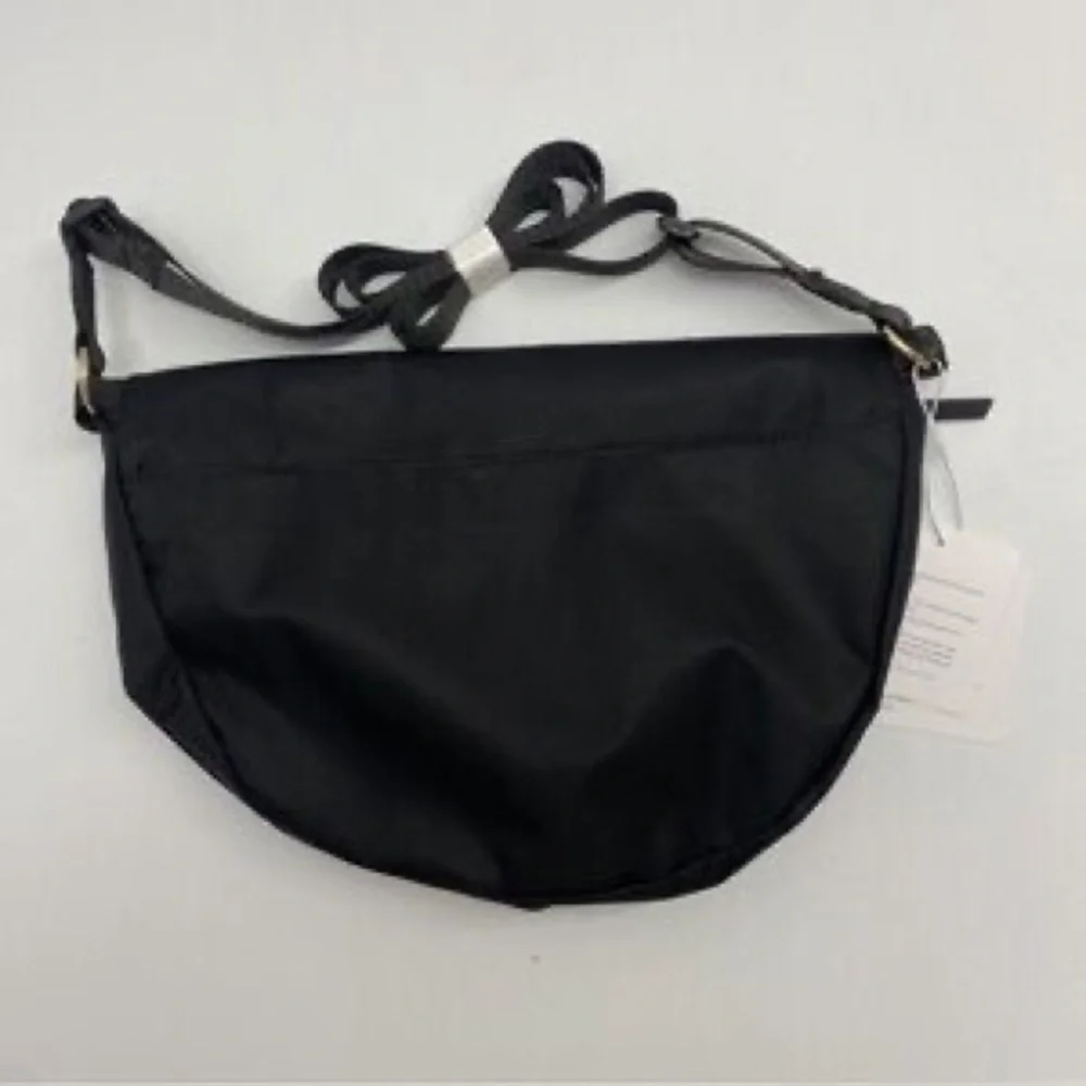 Lululemon Festival Bag 2L Black | Rare Gold Hardware | Crossbody Backpack